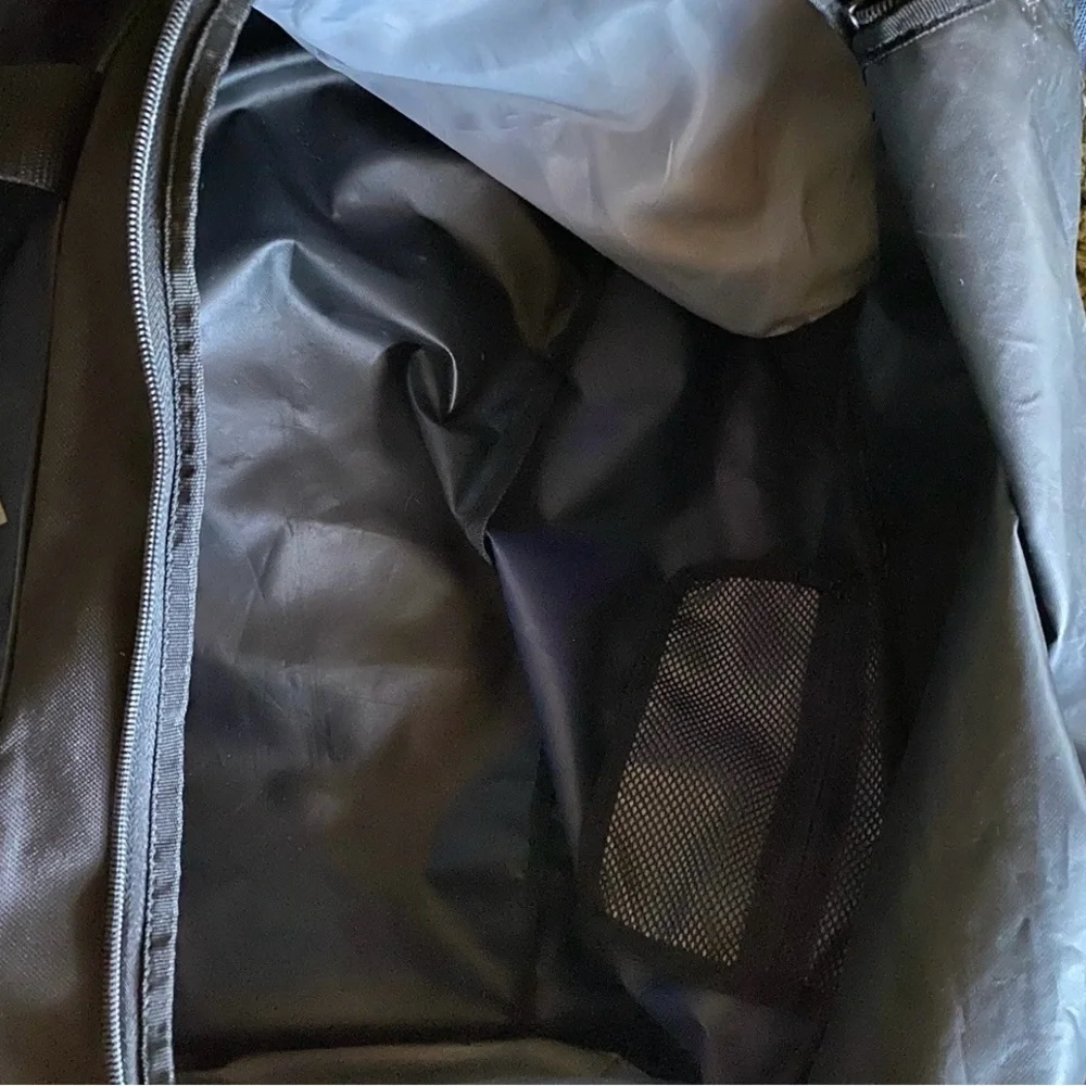 ADIDAS fresh pac duffel bag